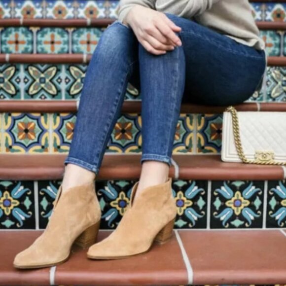 Vince Suede Booties Havana Pointed Toe Notched Block Heel Western Cowboy NEW 6 - Picture 11 of 11